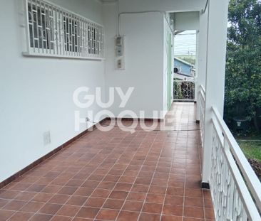 HAUT DE VILLA st gilles les hauts - Photo 3