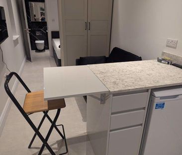 Property to rent - Photo 3