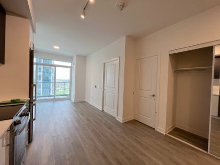 For Lease - 50 Upper Mall Way Unit# 2003, Vaughan, Ontario - Photo 3