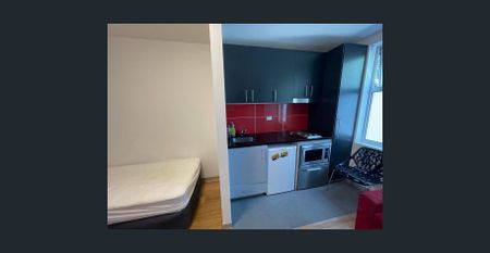 STUDENT ACCOMMODATION - OPPOSITE SWINBURNE UNIVERSITY - Photo 3