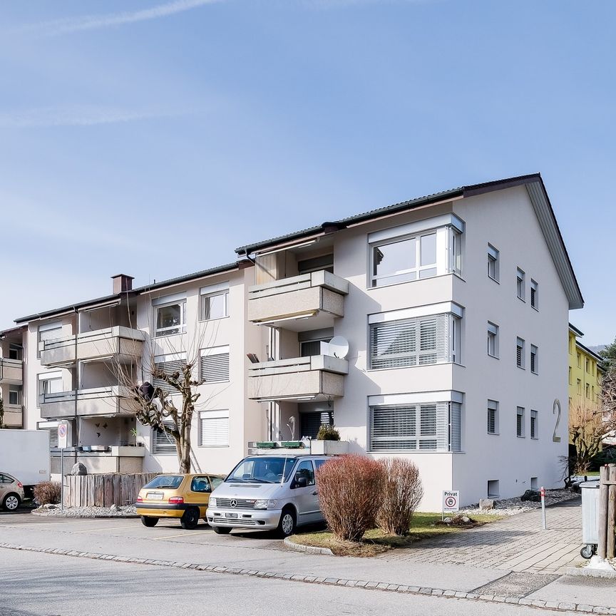 Modernisierte Wohnung mit Gartensitzplatz! - Photo 1