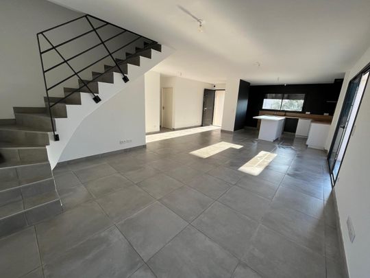 Maison 4 pièces à louer à PONTEILLA - Photo 1