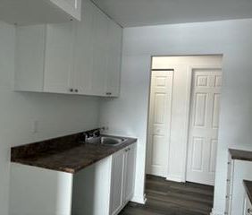 Ste dorothee boul Samson laval - Photo 1