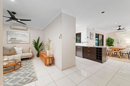 Family Home with a Pool, Just in Time for Summer - Photo 4