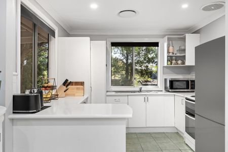 Well-Maintained 3-Bedroom Family Home - Photo 4