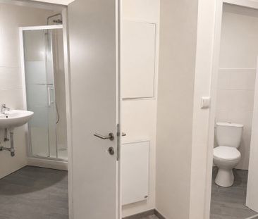 Sonnige 2-Zimmer-Wohnung mit ca. 49 m² und Tiefgaragenplatz! - Photo 4