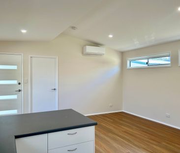 Sensational Somerset - Photo 2