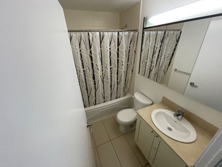 For Lease - 4070 Confederation Parkway Unit# 4403, Mississauga, Ontario - Photo 5