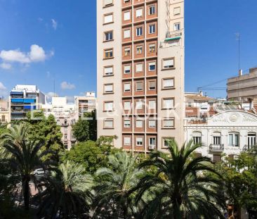 Valencia - Photo 5