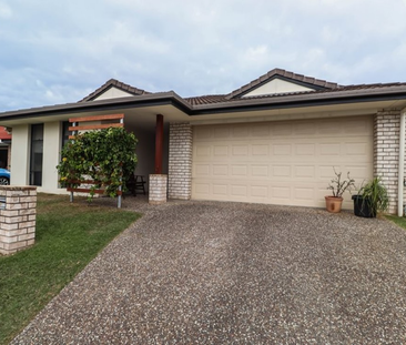 24 Ernestine Circuit, Eagleby, QLD - Photo 6