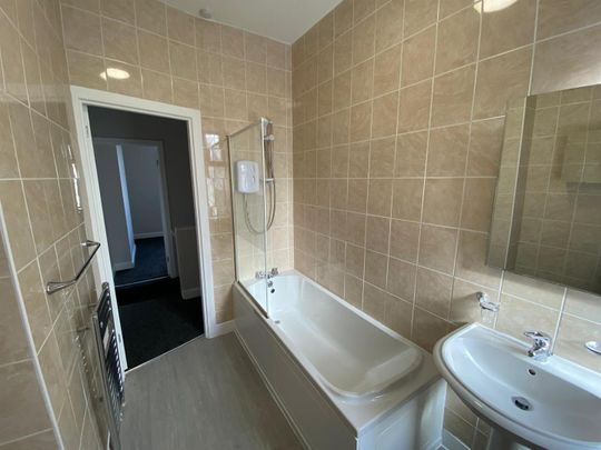 2 bed end of terrace house to rent in Scarlett Street, Burnley, BB11 - Photo 1