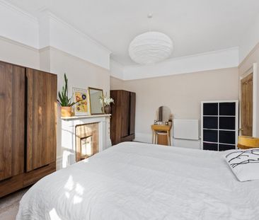 2 Bed Flat, Albany Villas, BN3 - Photo 6