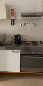 Room in a Shared House, Barnes, SW13 - Photo 3