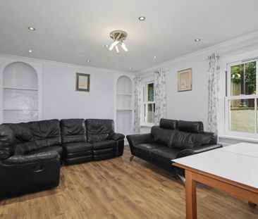 6 bedroom semi-detached house to rent - Photo 4