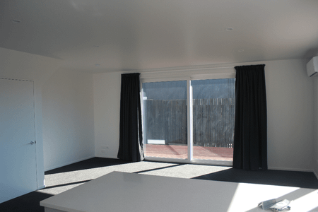 33 Spencer StreetAddington - Photo 2