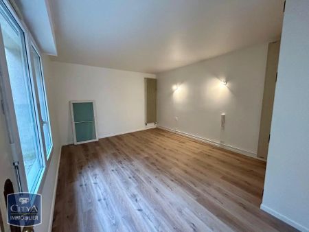 Appartement à louer 4 pièces 120.7m² - Photo 2