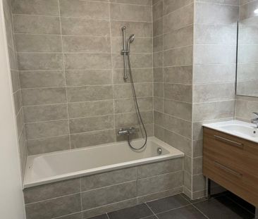 Location Appartement 3 pièces 58m² THONON LES BAINS 74200 - Photo 1