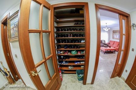 4 bedroom luxury Flat for rent in Seville, Spain - Photo 5