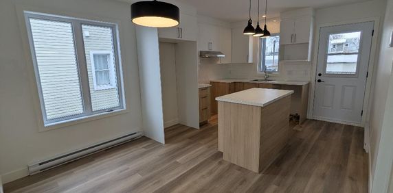 4 ½ – Triplex Neuf (Construction 2026) – Secteur résidentiel calme - Photo 2