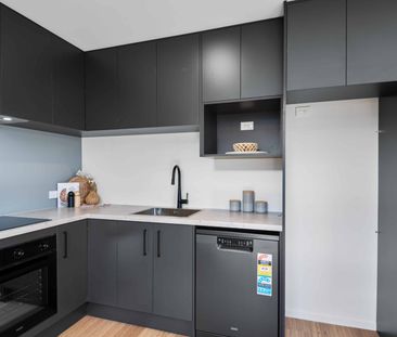 Modern Comfort Meets Easy Living in Riccarton - Photo 5