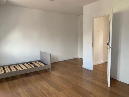 Location Maison 5 pièces 169m² ARMENTIERES 59280 - Photo 5