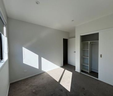Charming 3BR Unit in Royal Heights! - Photo 5