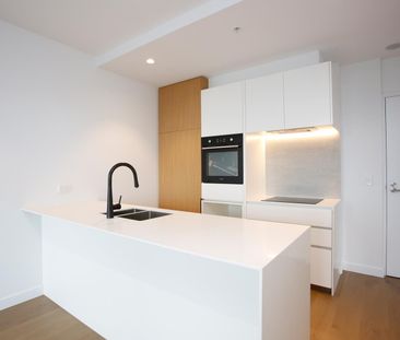 1011/443 Upper Heidelberg Road, Ivanhoe VIC 3079 - Photo 4