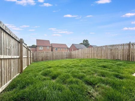 3 bed semi-detached house to rent in DH5 - Photo 5
