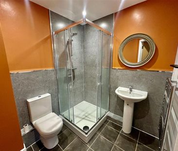 2 bedroom flat to rent - Photo 3