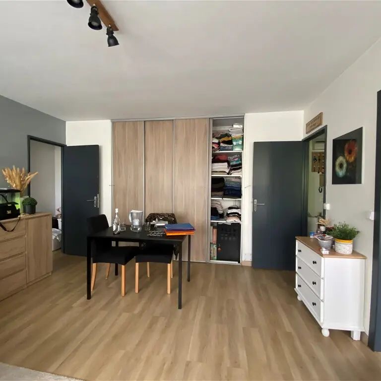 Location appartement 2 pièces - 46m² à Chateauroux (36000) - Photo 1