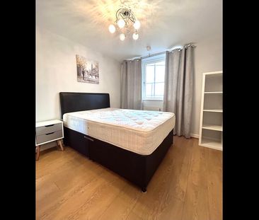 2 Bed Flat, Royal Quay, L3 - Photo 4
