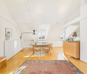 Sonnige und renovierte 2.5-Zimmer Dachwohnung mit Aussicht in Basel - Photo 4