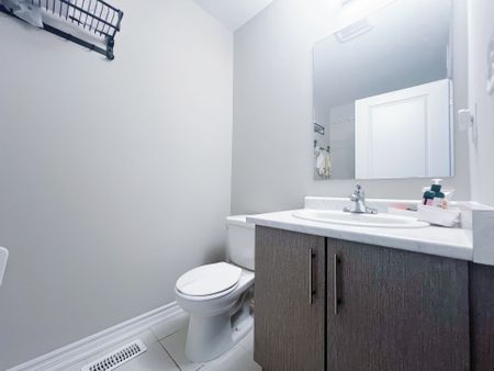 For Lease - 68 Chicago Lane, Markham, Ontario - Photo 4