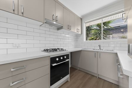 2/37 Northcote Avenue, Balwyn VIC 3103 - Apartment For Rent | Domain - Photo 4