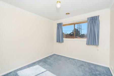 Modern three bedroom townhouse in the heart of Bruce. - (Old photos in use new photos to come) - Photo 5