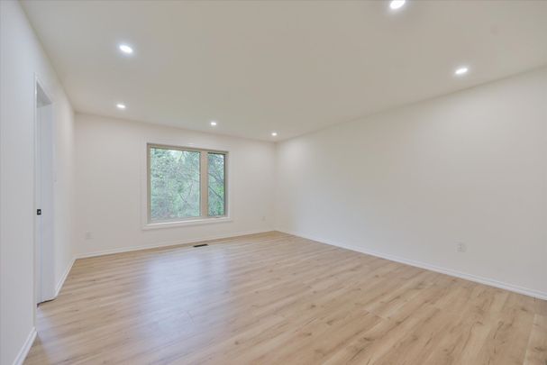 For Lease - 65 Burton Grove, King, Ontario - Photo 1