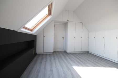 Rustig gelegen duplex appartement met 2 slaapkamers te Putte - Photo 4