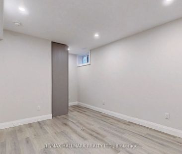 36 Farley Crescent #Lower - Photo 5