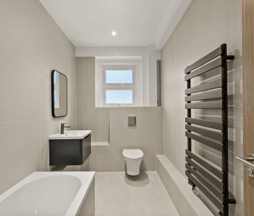 3 bed flat to rent in Richmond Hill, Bournemouth, BH2 - Photo 4