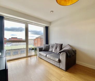 2 bedroom apartment to rent - Photo 3