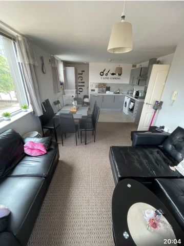 3 Bed Flat, Lace Street, L3 - Photo 2