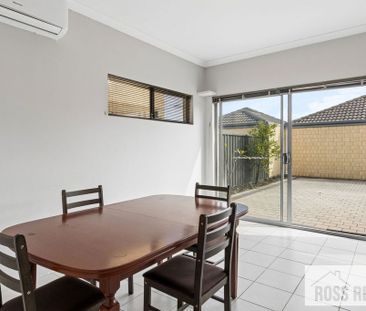 MODERN 3-BEDROOM HOME WITH EASY-CARE LIVING - Photo 3