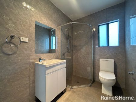 BRAND NEW Modern Granny Flat! - Photo 5