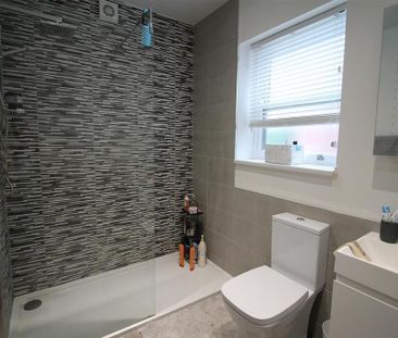 4 bedroom maisonette to rent - Photo 6