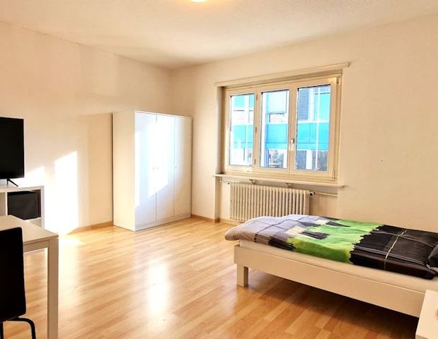1 Zimmer, 2. Stock - Photo 1