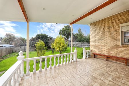 11 Tudor Road, Doncaster - Photo 5