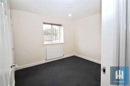 3 bedroom detached house to rent - Photo 4
