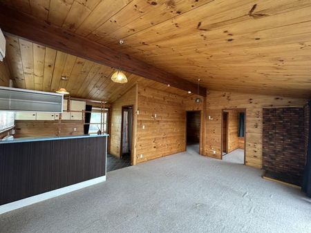 Lockwood home on Lockhart Avenue - Photo 2