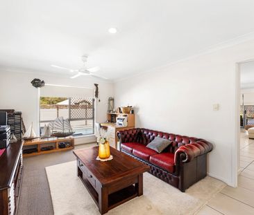 THE COMPLETE PEREGIAN SPRINGS FAMILY HOME – POOL, SHED & SIDE ACCESS - Photo 1