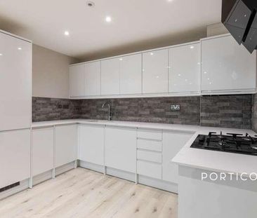 George Lane, London, E18 - Photo 1